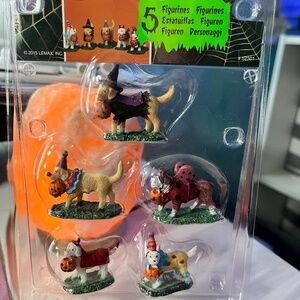 Lemax Halloween Spooky Town 2015 Trick or Treating Dogs Set of 5 # 52301 New